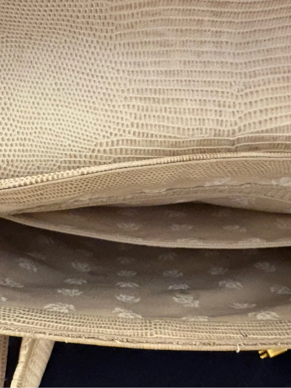 Brooks Brothers Beige Textured Leather Handbag